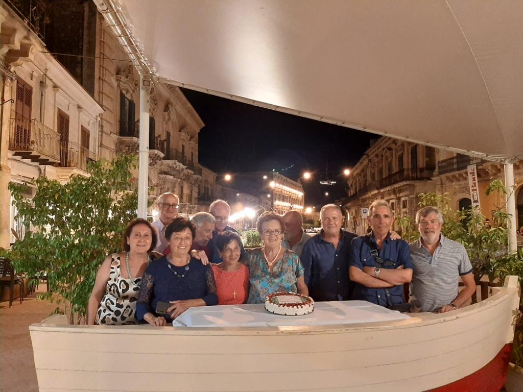 Modica reunion a 50 anni dalla Maturit Classica Radio RTM Modica